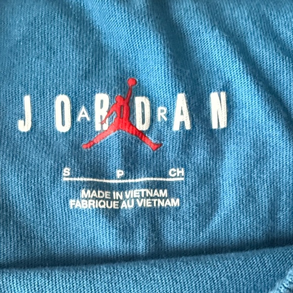 Jordan Teal T-Shirt with Iconic Graphic - Picture 2 of 3
